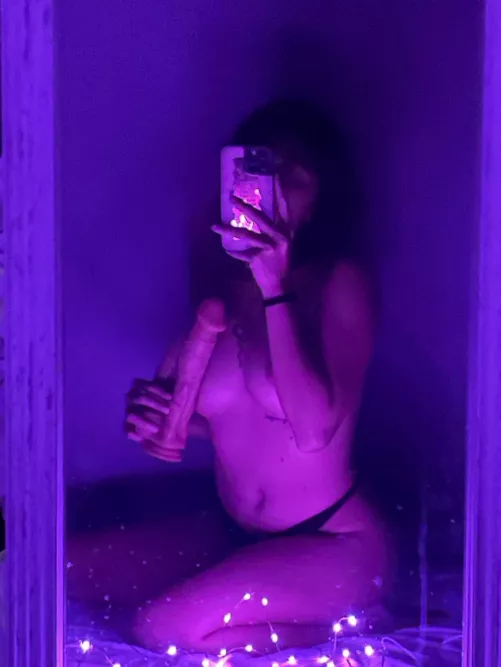 I’m back lol [f] by notyourlouish