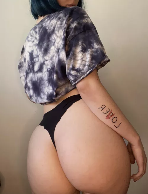 I’m becoming known as the ‘loser to lover’ girl because of my tattoo n I love it. <3 by dxskdxwn