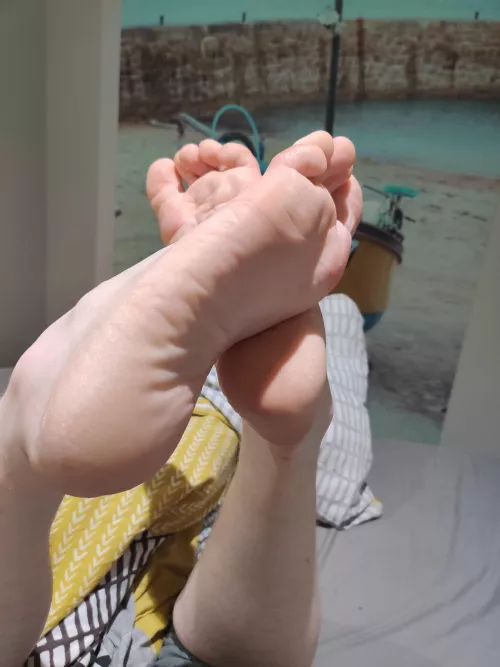 I'm begging to be used 😉xx that do you think? by Smicka