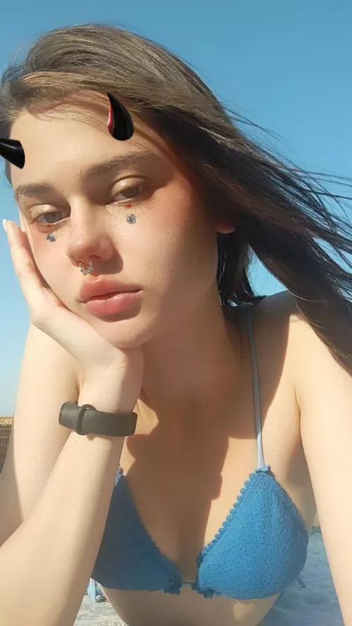 I'm bored and lonely, I want to chat, write to me 👇🏻 🥺 by JesicaDeepThroat