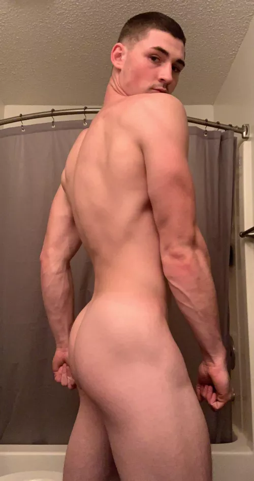 I’m bored. Any ideassss??? by j_joseph69