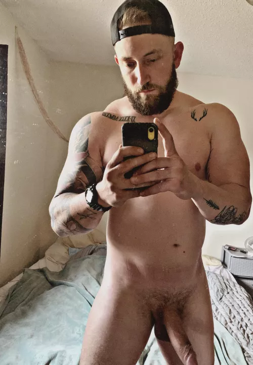 I’m bored, hit me up ;) by jdubss2022