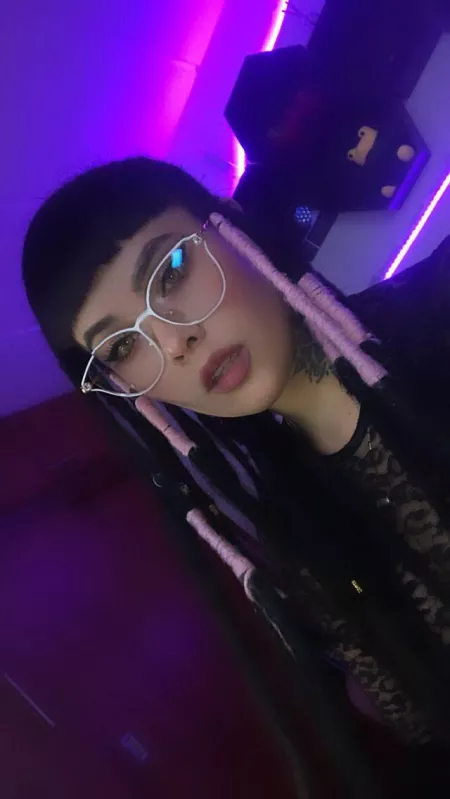 I’m bored. Tell me something interesting 💗 by LupeMartinez