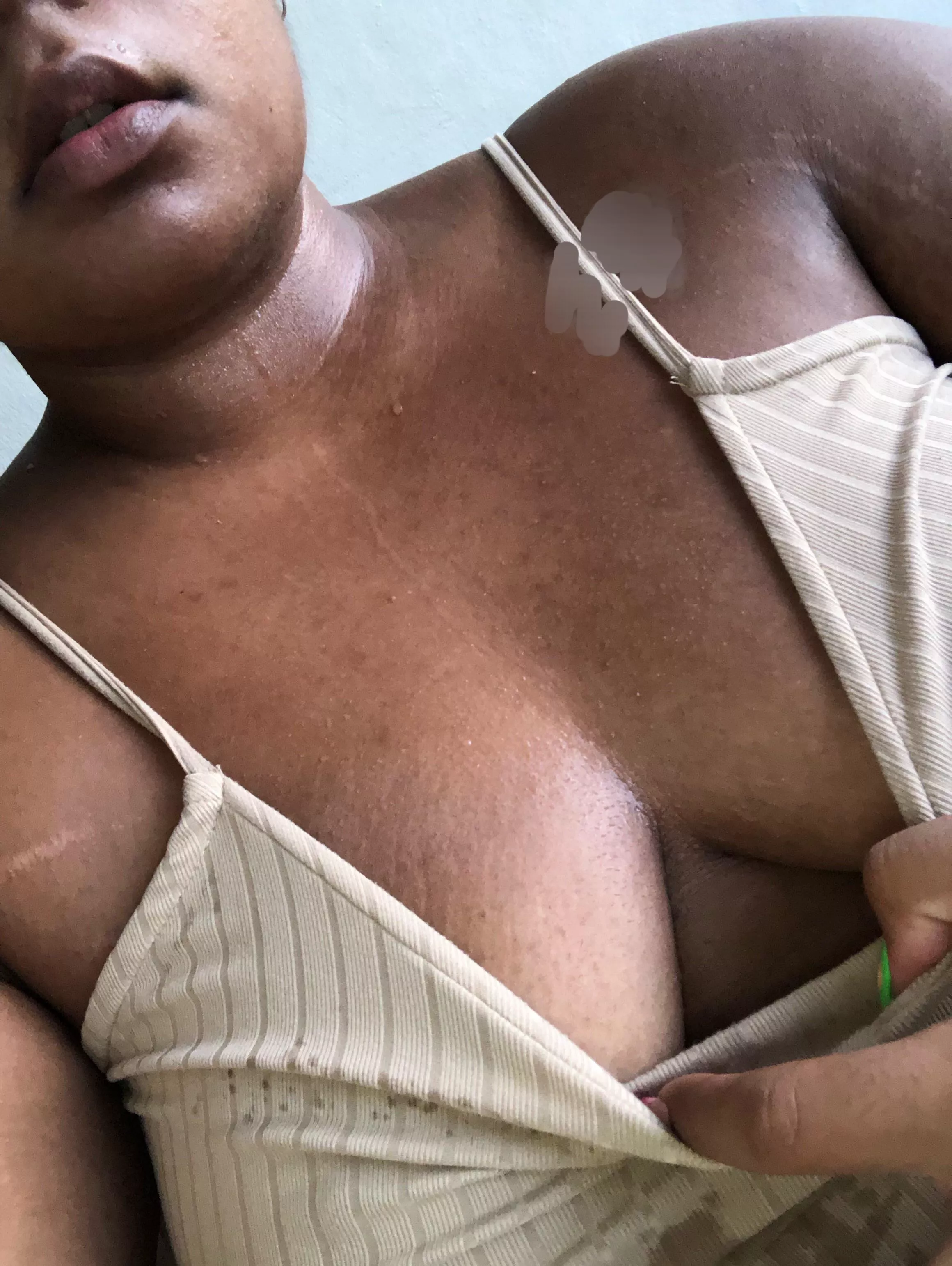 I’m burning up 🥵🥵 posted by PearNectar