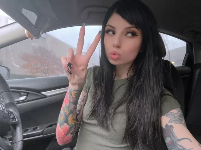 I’m convinced the Internet only likes me with bangs, change my mind? 😭🥺 by VioletLee69