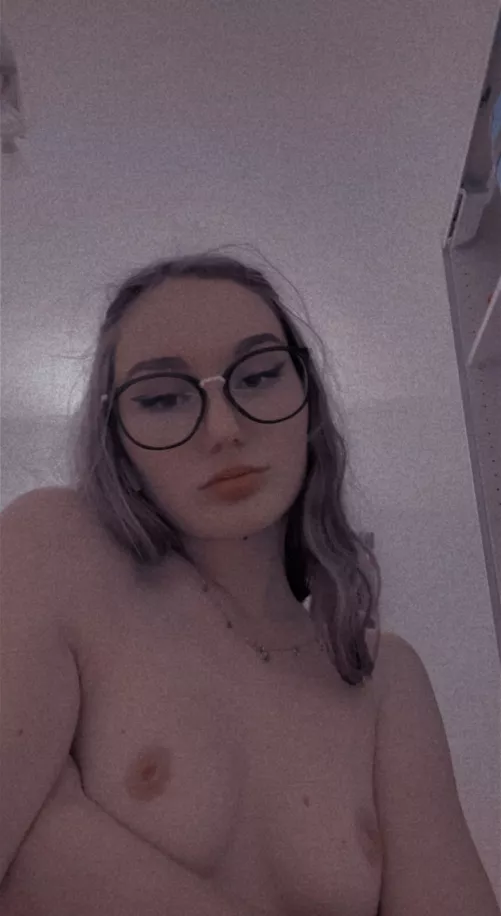 Im curious how many guys would cum for me by VenusBetz