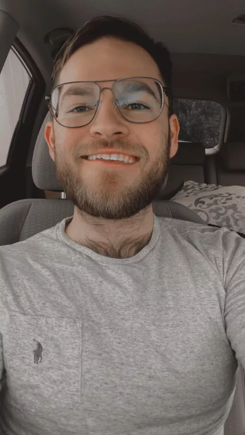 I’m feeling these new glasses 🤓 by TrippyWhippyIII