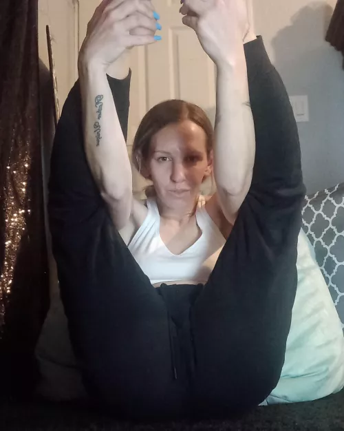 I’m getting more flexible everyday by PantiePrincess300