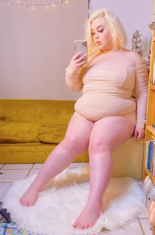 I’m going to destroy this dress by Pearshapedblonde