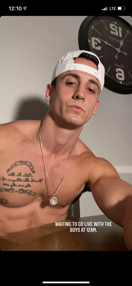 I’m gonna need an OF soon by redvelvet502