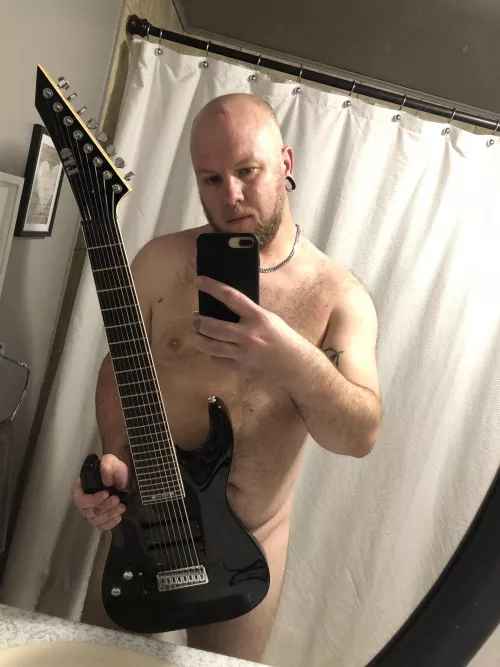 I'm good with my hands too. by xxlukiferxx