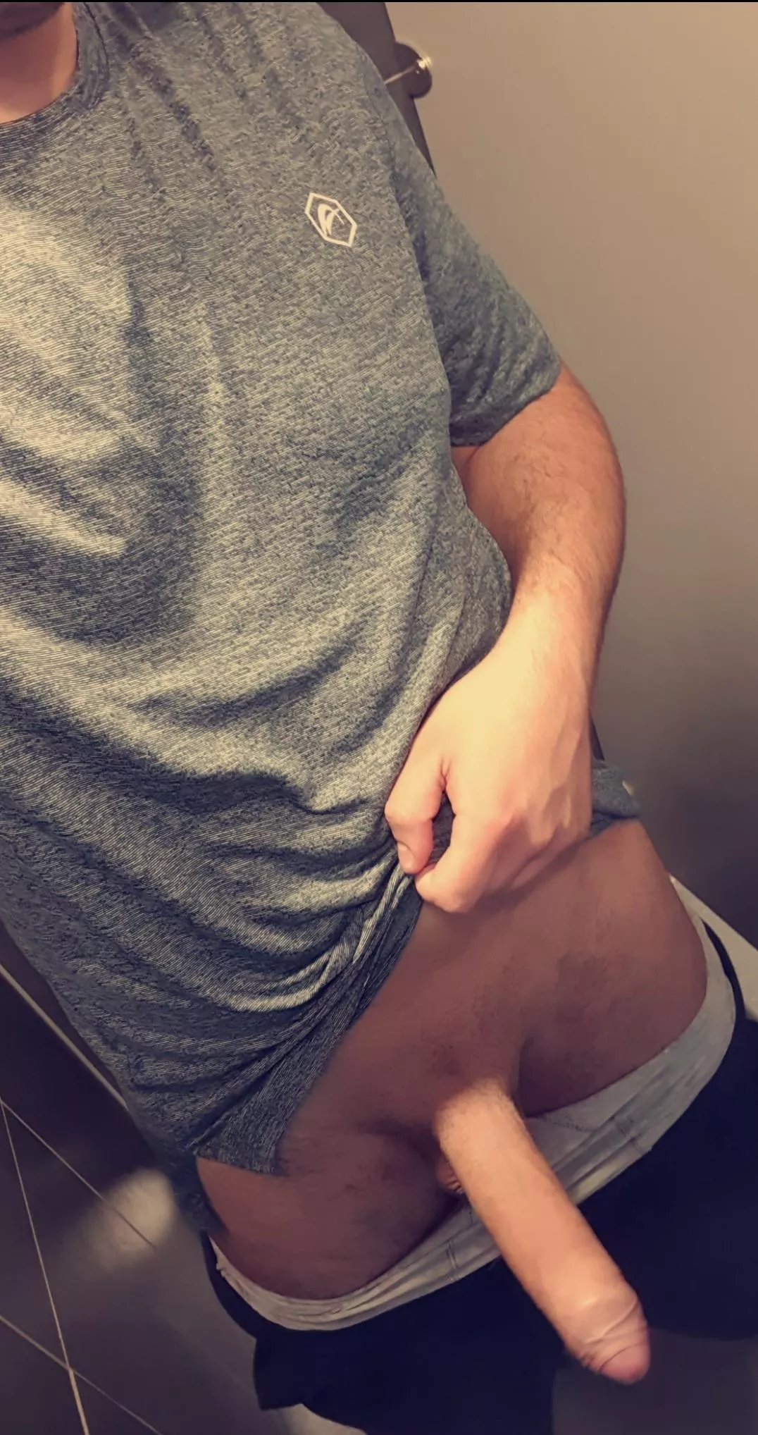 I'm hard at the gym 😩 looks like I'll have to wait a while posted by Jameskeate