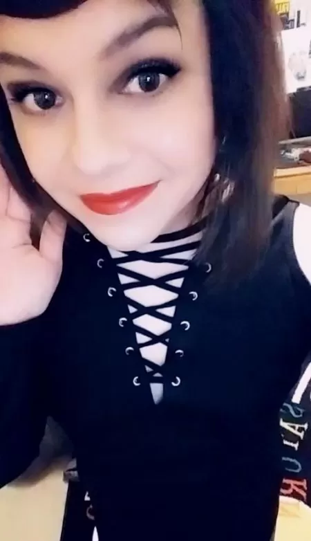 I'm here and waiting for you by robbeeboi