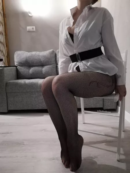 I'm highly qualified I promise by butts4bree