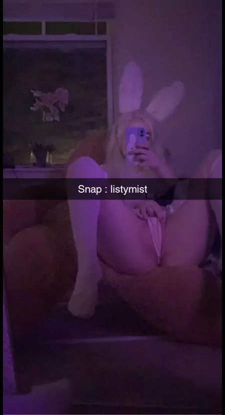 I'm home alone, can you please comeover? by G3o17