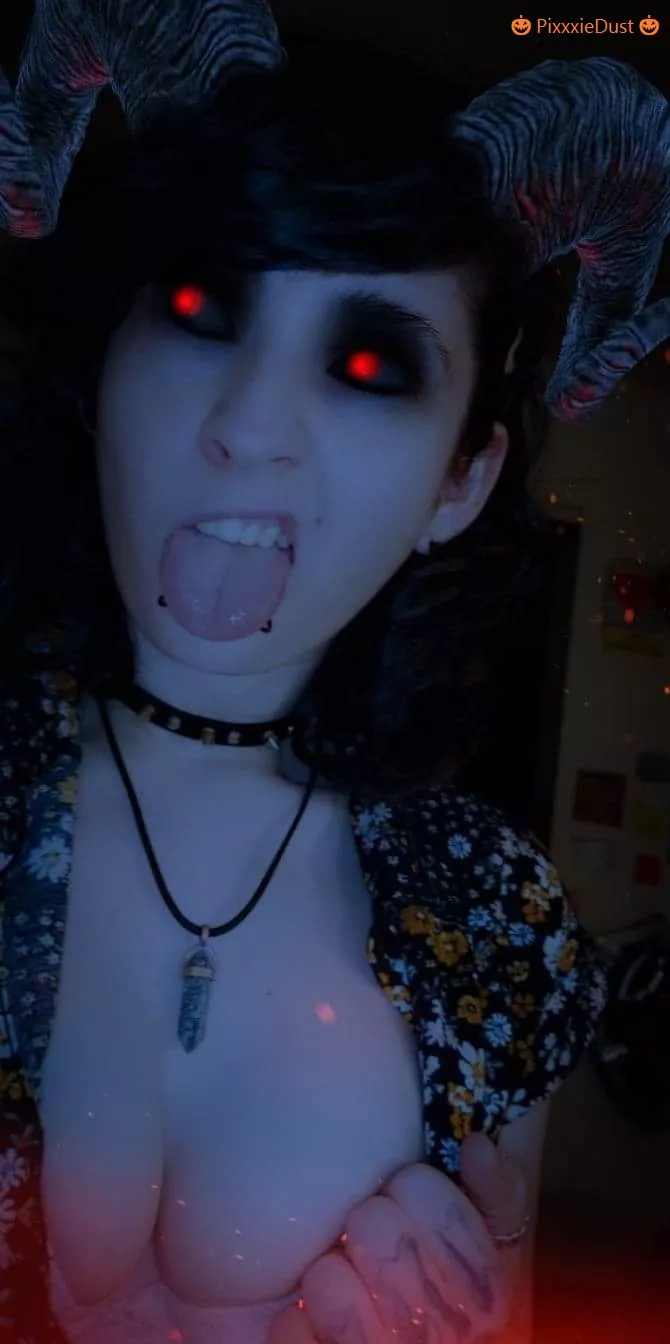 I'm hoping this counts! Who says spooky can't be hot 😈🦇 I literally can't wait for Halloween. ~ Follow for more spoopy content ~ 😋 posted by Pixxxie__Dust