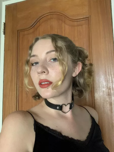 I’m hot and you’re pathetic. Let your [domme] hear you admit it out loud. by whoreganicgoods