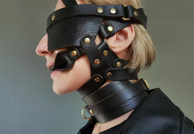 I'm in leather 🙈 by AlexGomolov