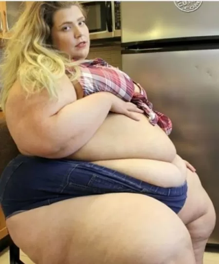 I'm in love 😍 by SpongeBob_SquareNuts