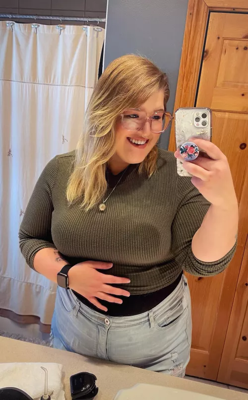 I’m in love with this shirt. by mira-mis-tetas