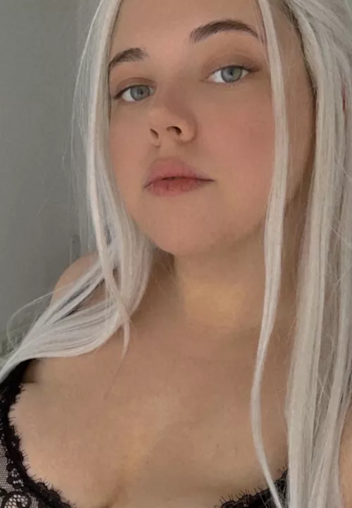 Im just a girl with wet dreams and sticky fingers 😈onlyfans link down below 😉 by karlamakayla