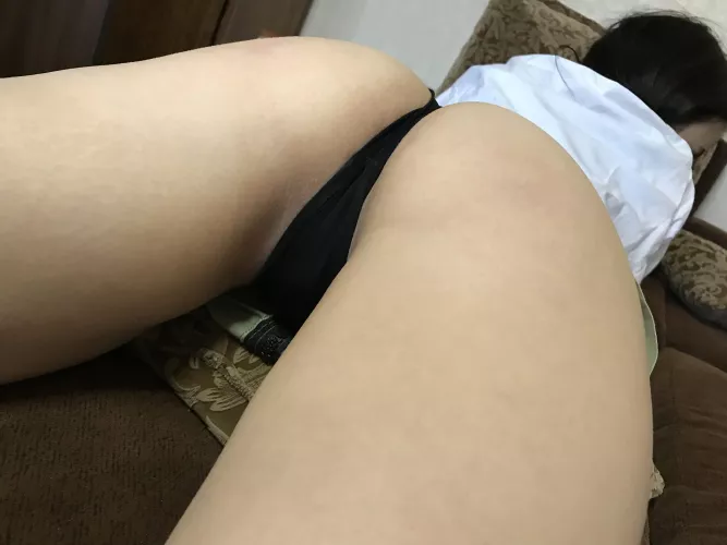 I'm literally sending a nude to anyone who UP's this* by Sally_Salisbury