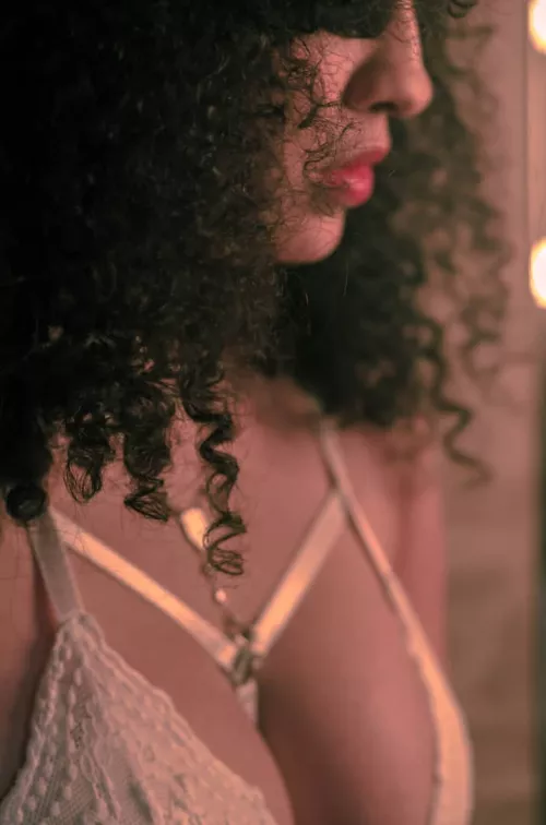 I'm looking a guy want worship my lips and my boobs [Selling] / kik: TiffanyWid - CUSTOM & PREMADE STUFF, SEXTING, FETISHES - FINDOM - COCKRATES - I take Crypto and paypal by TiffanyAnuket