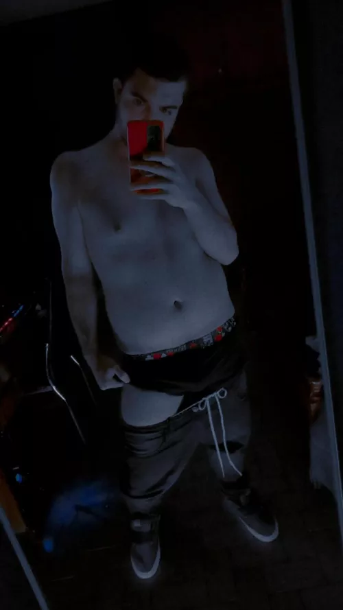 Im looking for a Chubby to play 🎮🐷. Anyone hot here 🔥 ? Chat me to have fun 😈 by ChaserMind