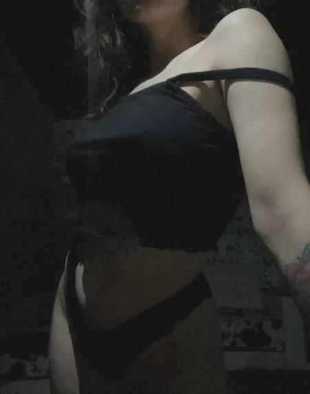 Im looking for a daddy by littlehornybae