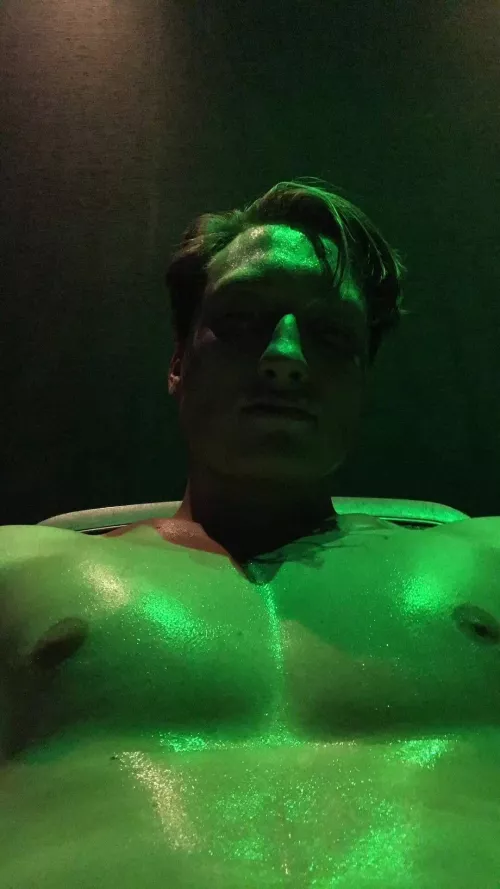 I'm looking for a girl to play on a snap, dm me by Ok_Magician5128