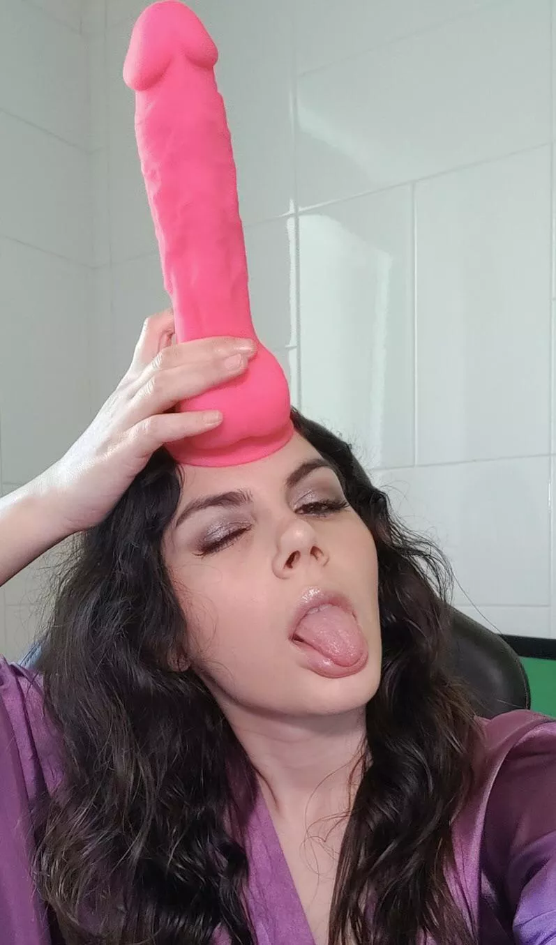 I’m looking for a reliable sissy slut bitch and honest , trustworthy slave that will serve me with loyalty and respect as mistress I’m Kik : Goddessramona002 posted by Vegetalaw