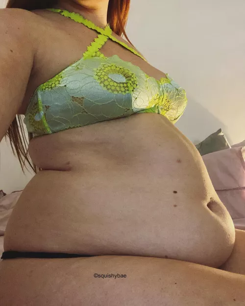 I’m looking w i d e 💚 by squishy_bae