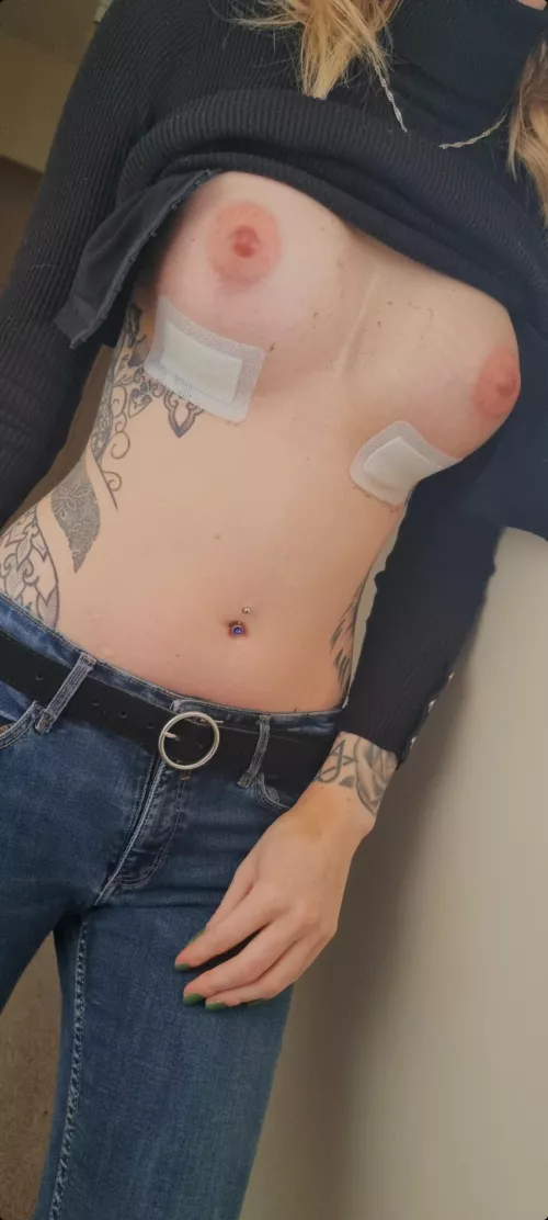 I'm loving my bimbo journey by AuroraBlue2