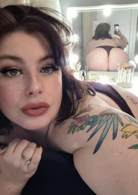 I'm more known for my tits, but I also have a fat ass 😂 by massivemegan