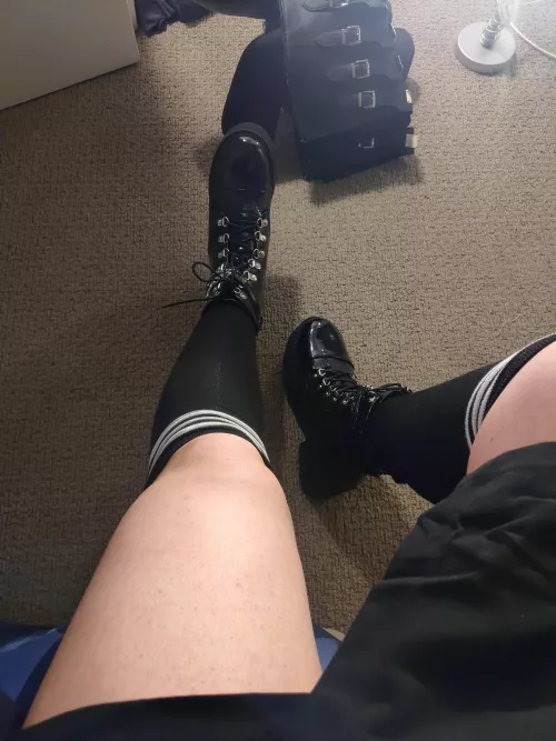 I'm new - be gentle ^-^ by theasciibull