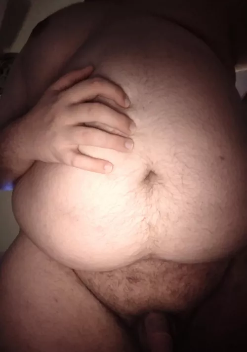 I'm new here! Any daddies wanna get to know me better? 😘 by BigCubChub