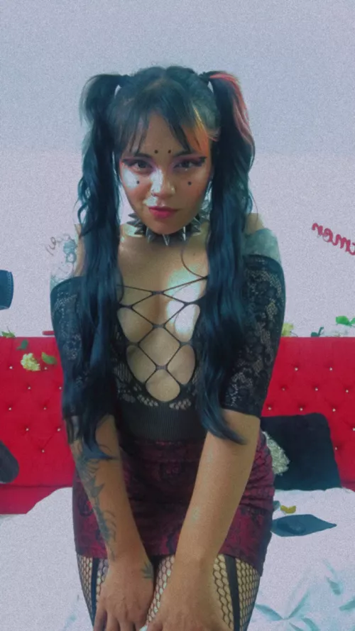 I'm new here. Available for some fun [CAM] [SEXT] Let's enjoy together! 😉 [vid] [pic] [GFE] [RATE] by naughty_yovanna