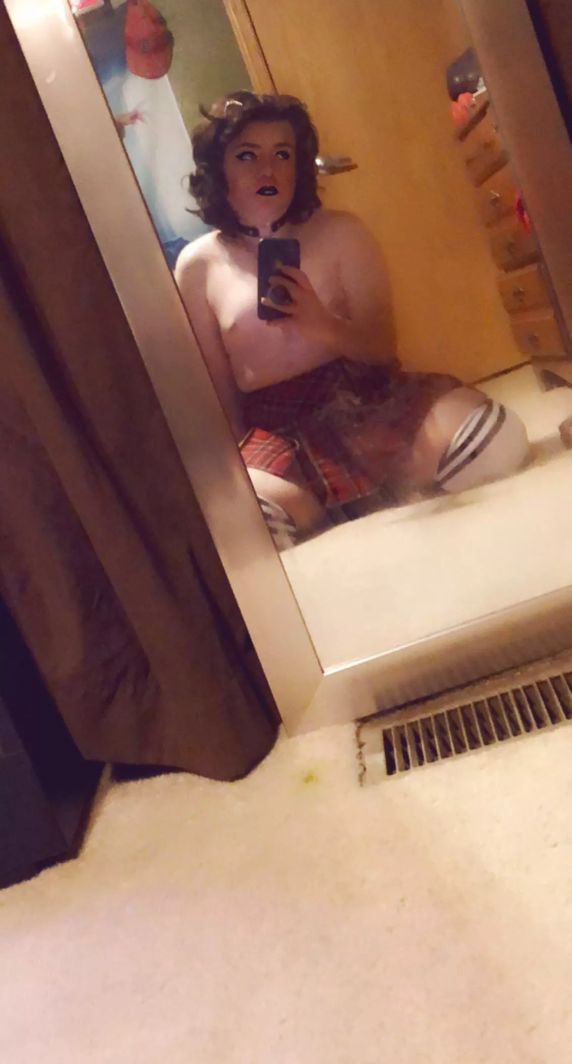 I’m new here give me some love 💕 posted by lexi-dalton-24