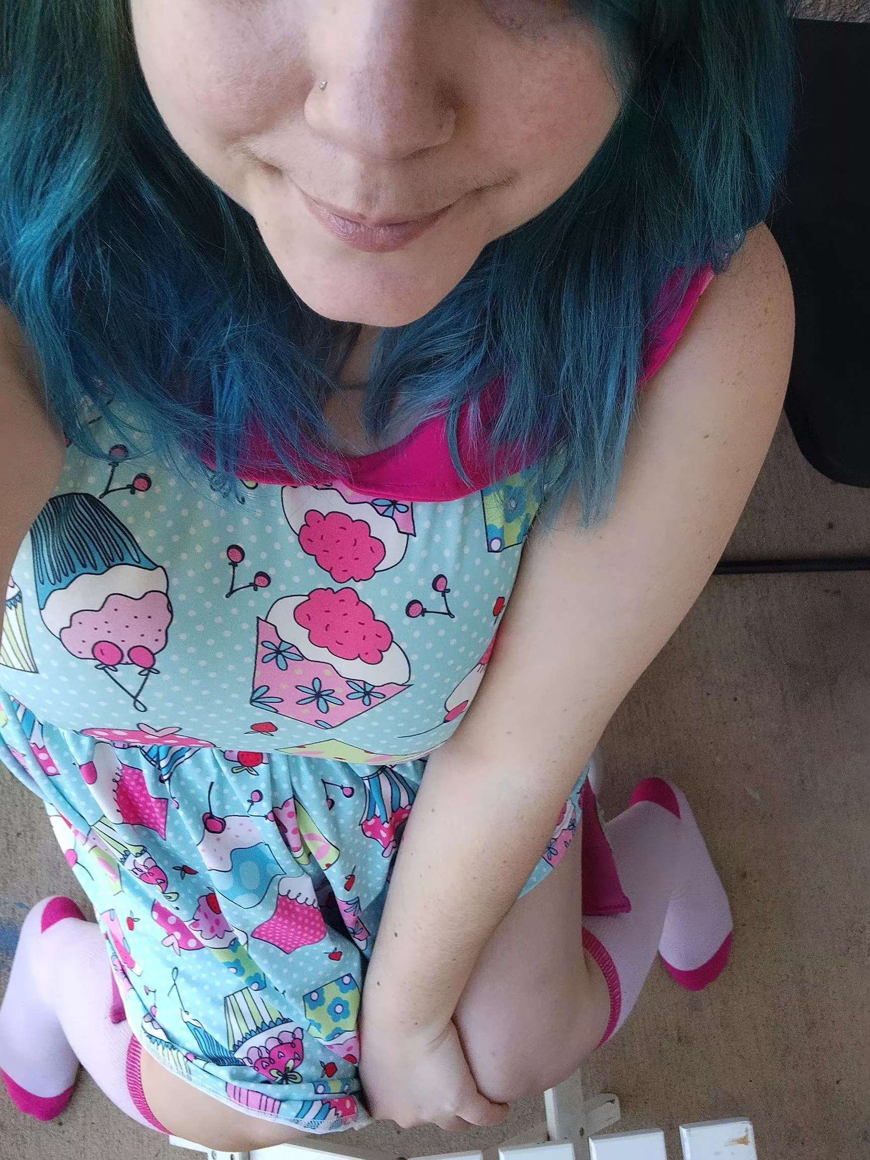 I'm not feeling very Christmas-y so I went with something that makes me feel smol and happy 😊 posted by plussizelilprincess4