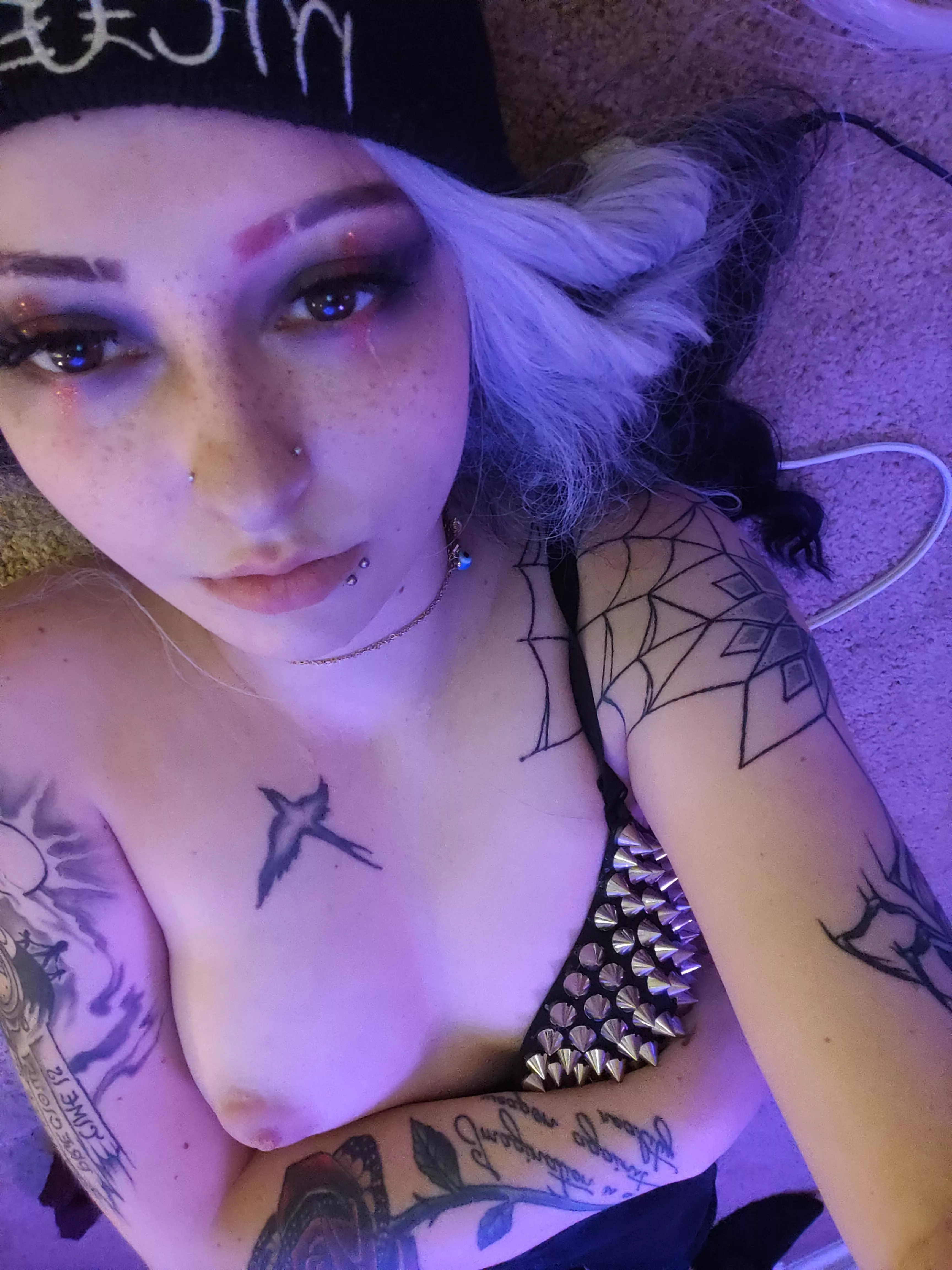 I'm not letting you in unless you have the password.. 😤 what is it? posted by xdream_scapex