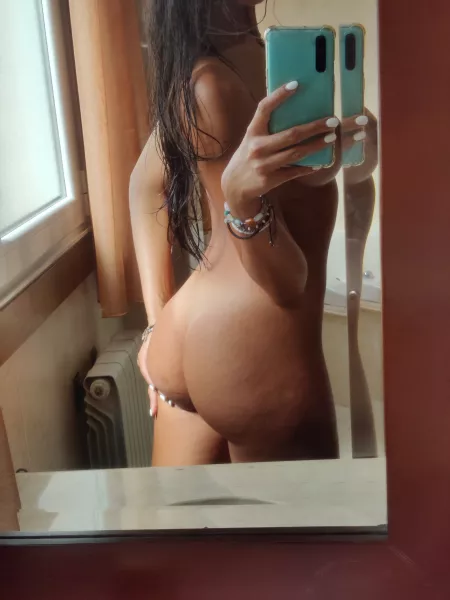 I'm not perfect but at least I'd fuck on the first date [F][18][OC] by anais-lemaire