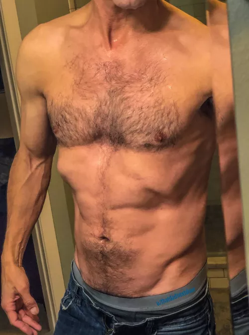 I’m not sure about the mirror effect .. does it matter? by thatdadnextdoor