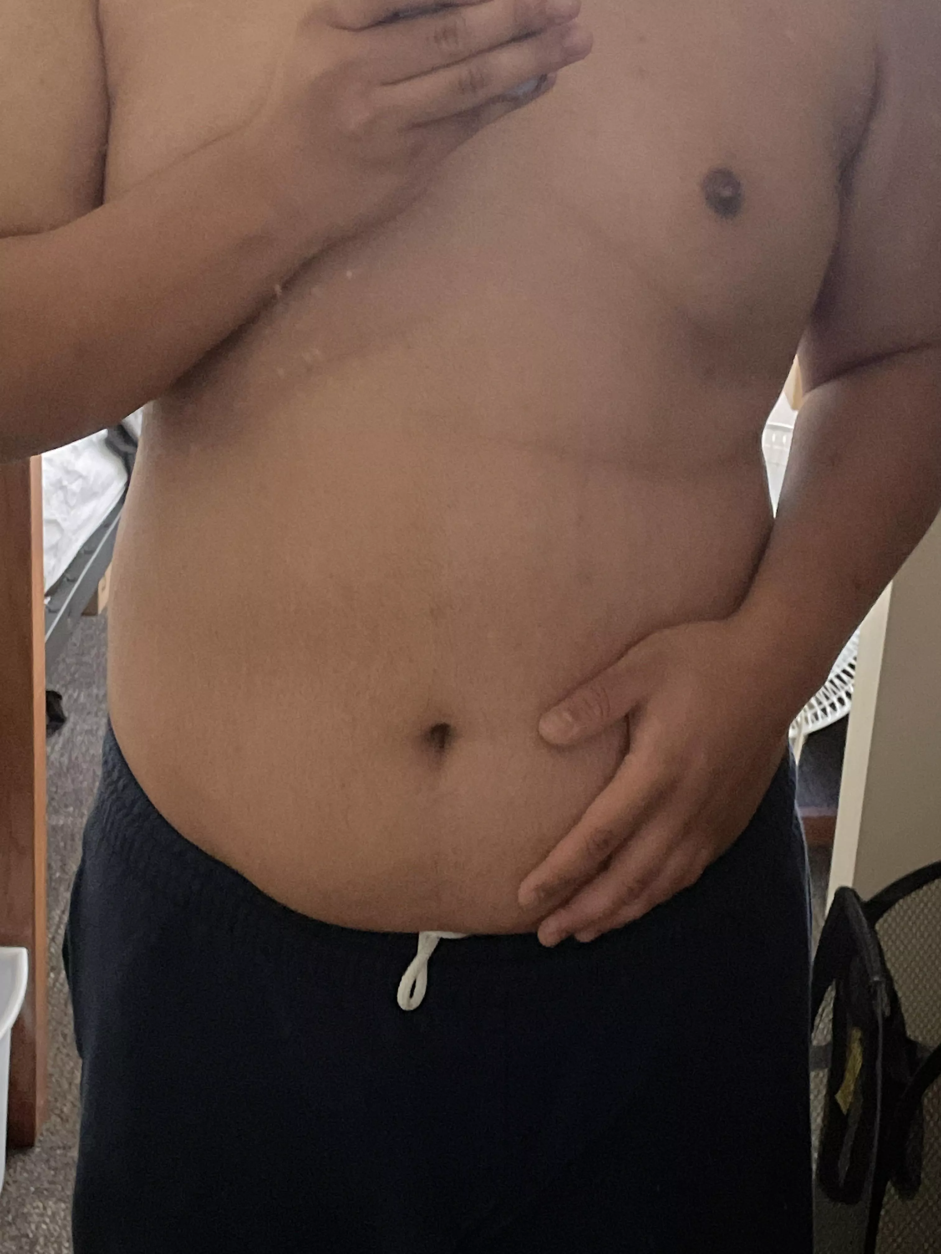 I’m on like 5 dating apps and nothinggggg happens, I’m becoming hopeless posted by ApprehensiveMath5013