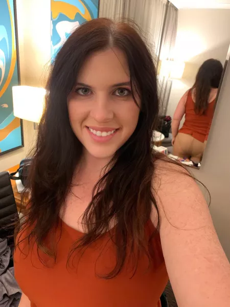 I’m on vacation and I never saw so many girls wearing pantyhose (mostly black) by Granitestaterxxx