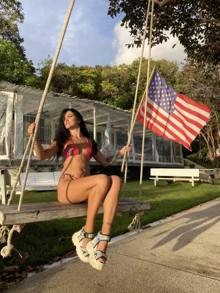 I’m online now link 👇💬 by Longjumping-Job-6530