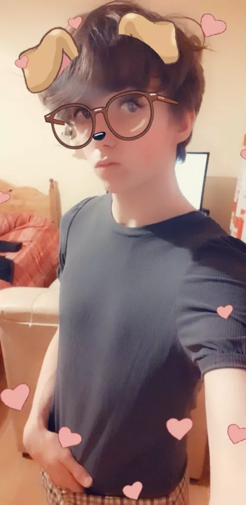 Im out here just chilling, hows everyone doing? by ArchieTheLittleFox