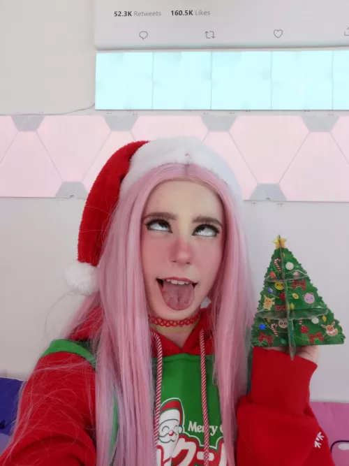 I'm ready for my present 😍💖 by lilfakegamer