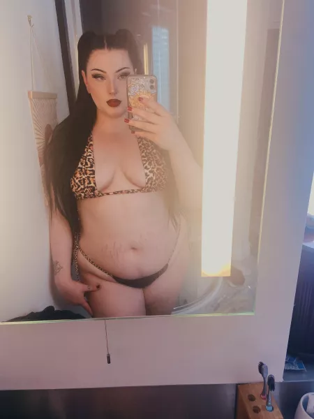 I’m ready to get wet 💦 by pinkieplump