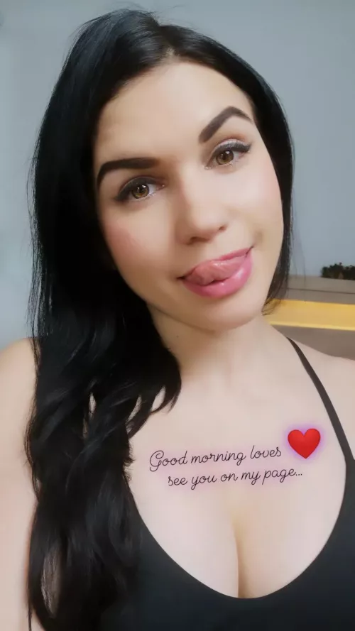 I'm ready to have fun 😘 https://m.chaturbate.com/tiny_hat/ by Tiny_hat_