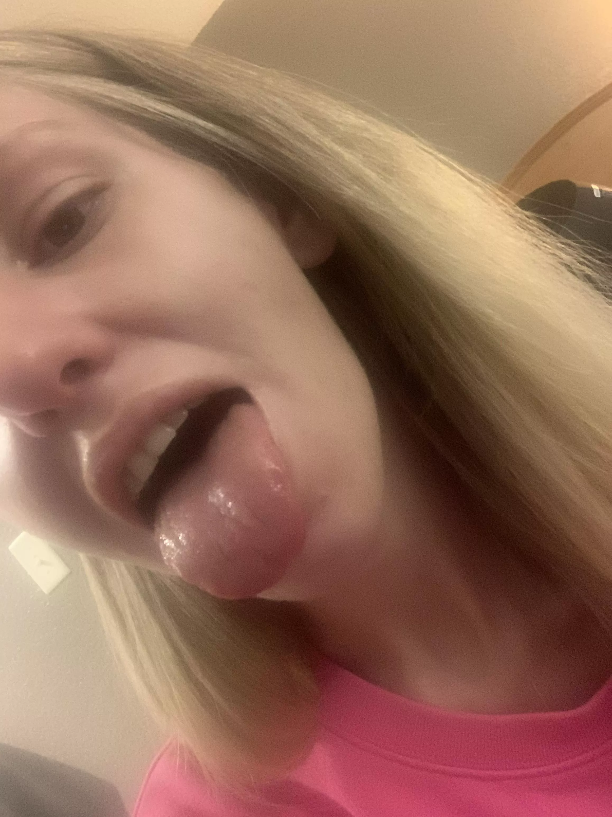 I’m really in the mood to lick right now !! posted by PantiePrincess300